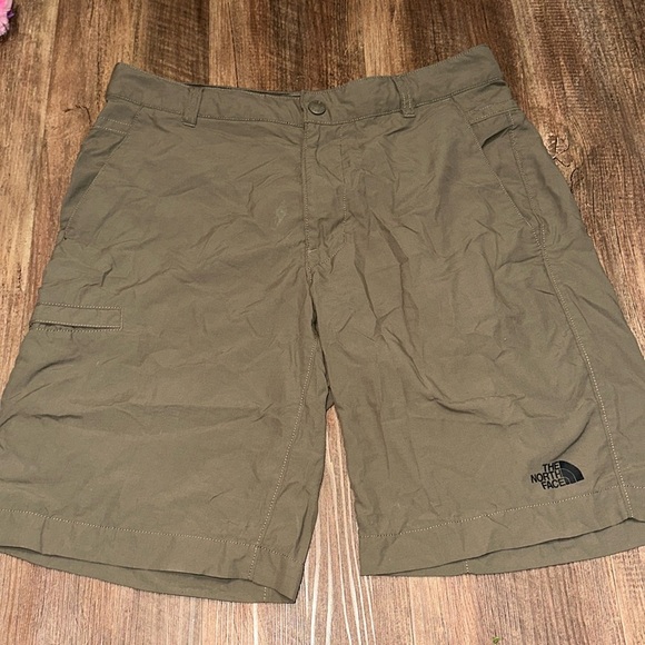 The North Face Cargo Shorts Mens size 32 Nylon - Picture 1 of 4